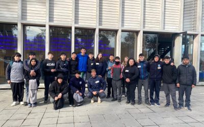 Estudiantes del Liceo People Help People participaron en seminario sobre género, diversidad y equidad en el deporte