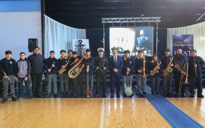 Liceo People Help People de Pullinque participó en el Acto Oficial de las Glorias Navales 2025 en Panguipulli