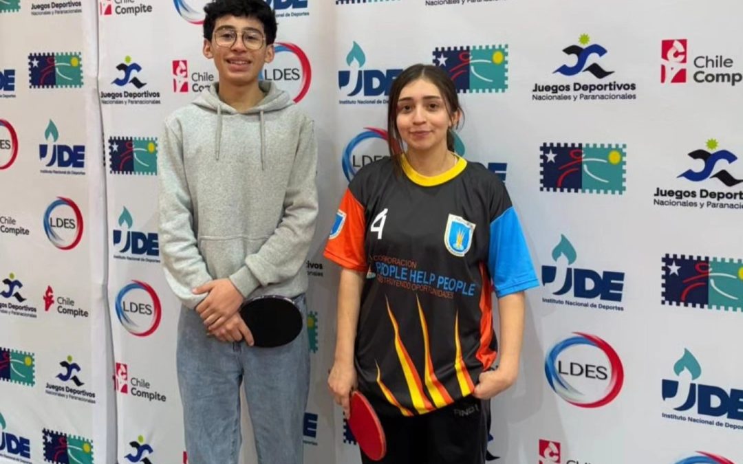 Estudiantes participaron en el Torneo Regional de Tenis de Mesa en Valdivia
